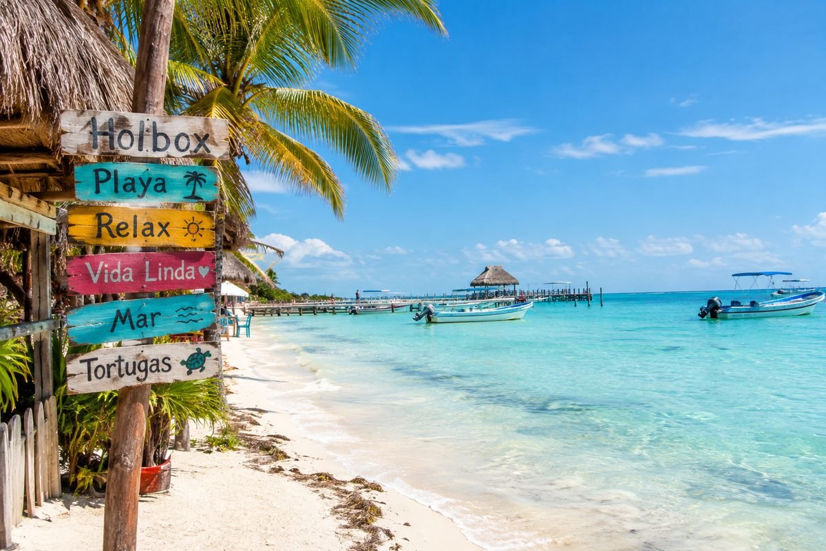 Plage de sable blanc à Holbox